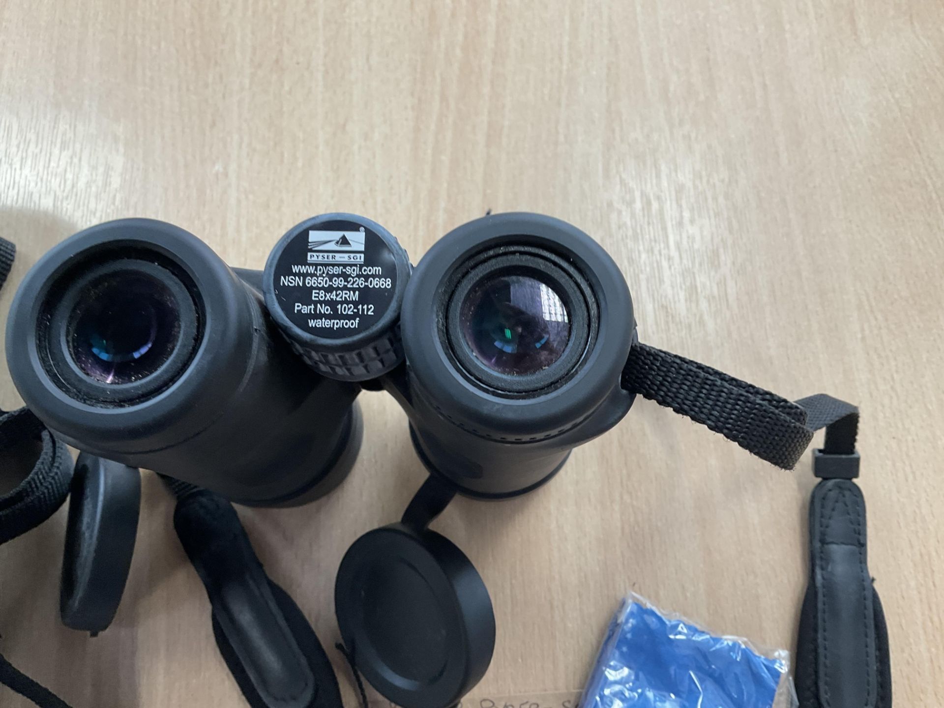 Pair of British Military PYSER-SGI E8X 42 RM WATER PROOF BINOS with case and lens covers from MOD - Image 2 of 13