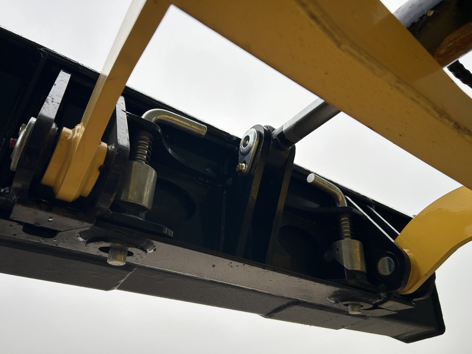 New and Unused Machpro Skidsteer MP-S300 Tracked Loader. - Image 12 of 22