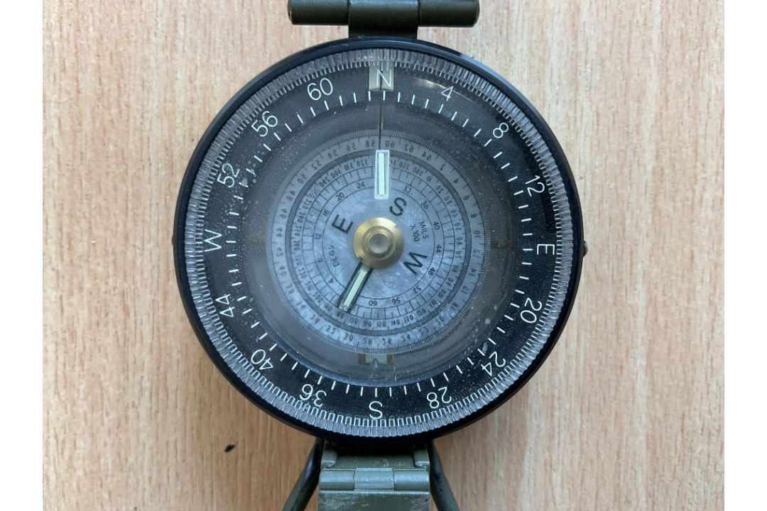 Francis Barker M88 British Army Prismatic Compass (Front Glass Missing) from MOD - Image 3 of 5