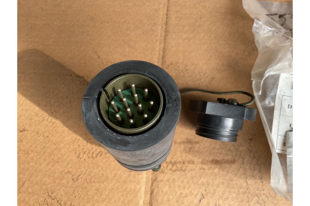 New Unissued Trailer Connector Plug, from MOD - Image 2 of 4