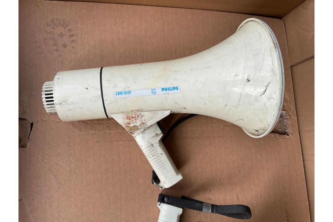 3x Phillips LBN1001 Electronic Megaphones, from MOD - Image 4 of 5