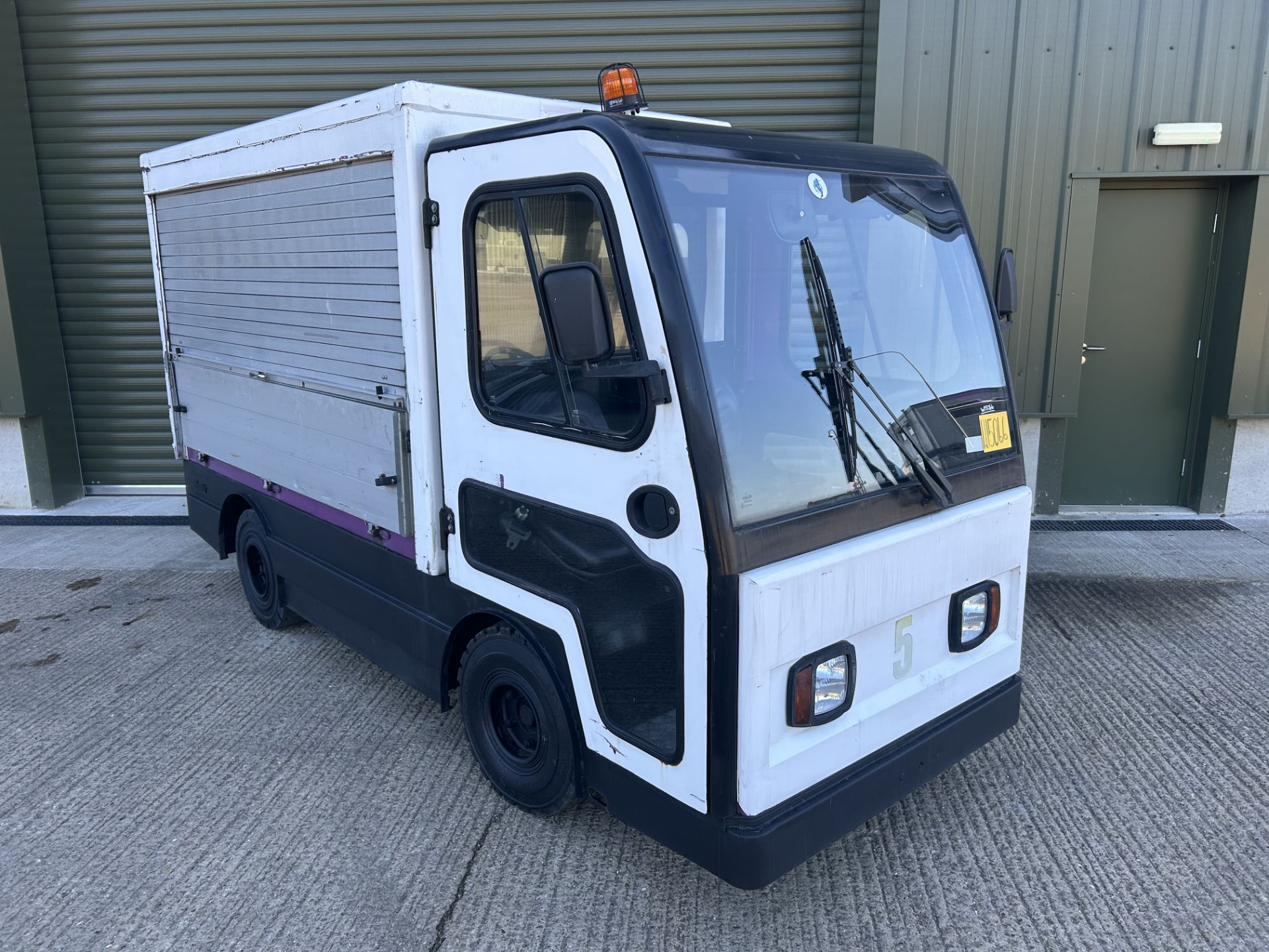 Bradshaw FB 3 Tonne Electric Truck from UK MOD with Charger - Image 27 of 27
