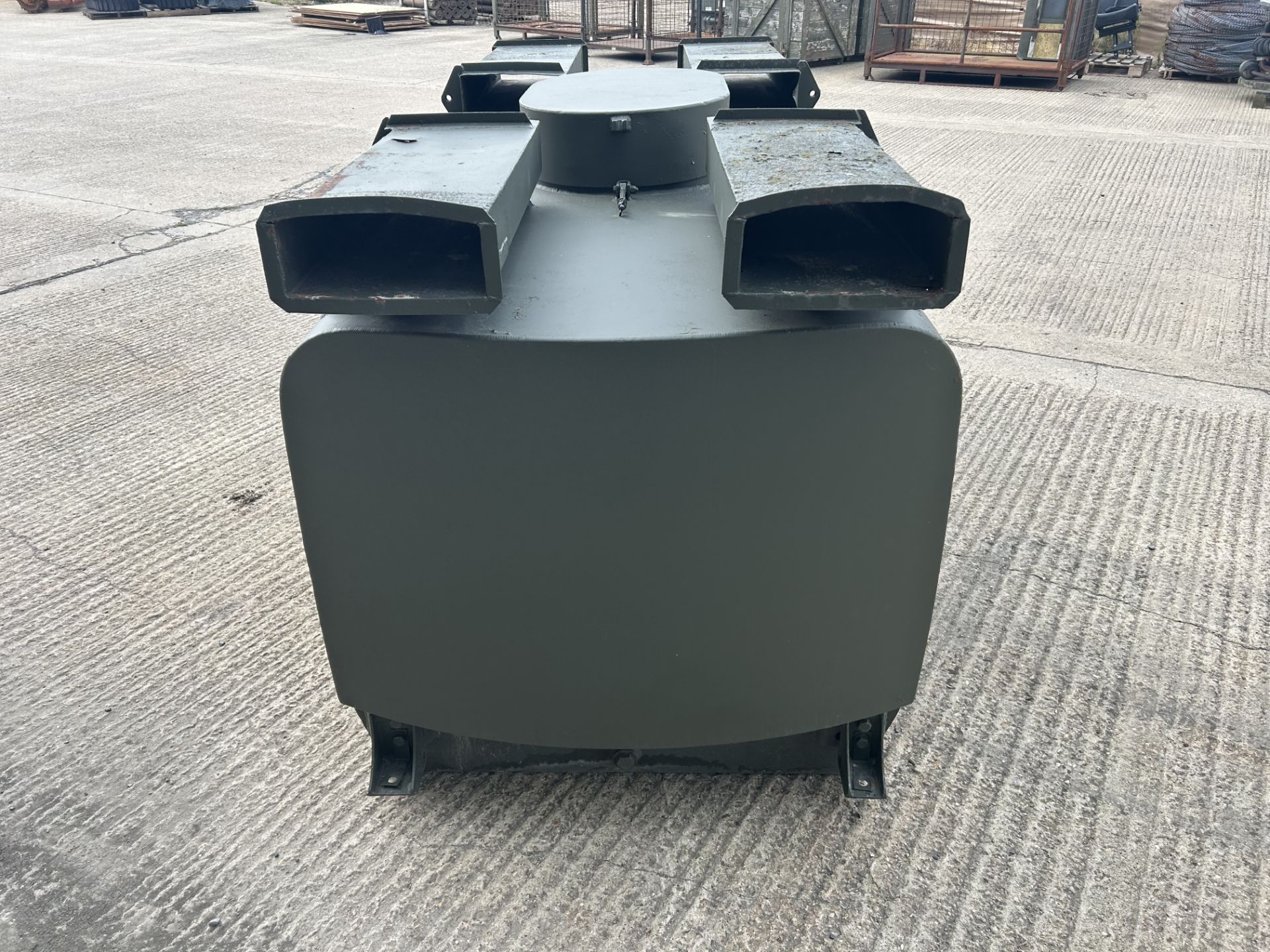 Gloster Saro 2,200 Ltr Aluminium Fuel / Fluid Distribution Tank - Image 3 of 4