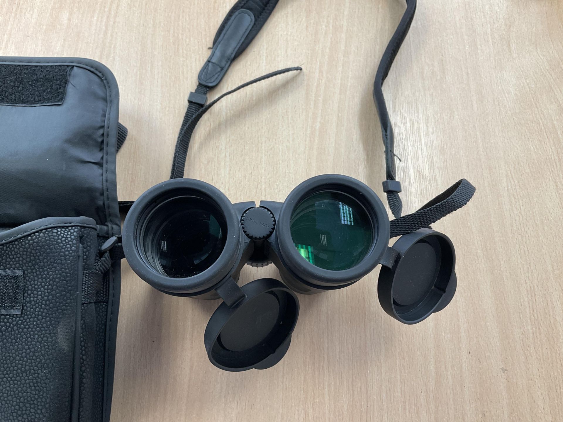 Pair of British Military PYSER-SGI E8X 42 RM WATER PROOF BINOS with case and lens covers from MOD - Image 5 of 13