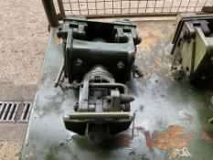 RINGFEDER AUTOMATIC TRAILER COUPLING C/W FITTINGS FROM MOD