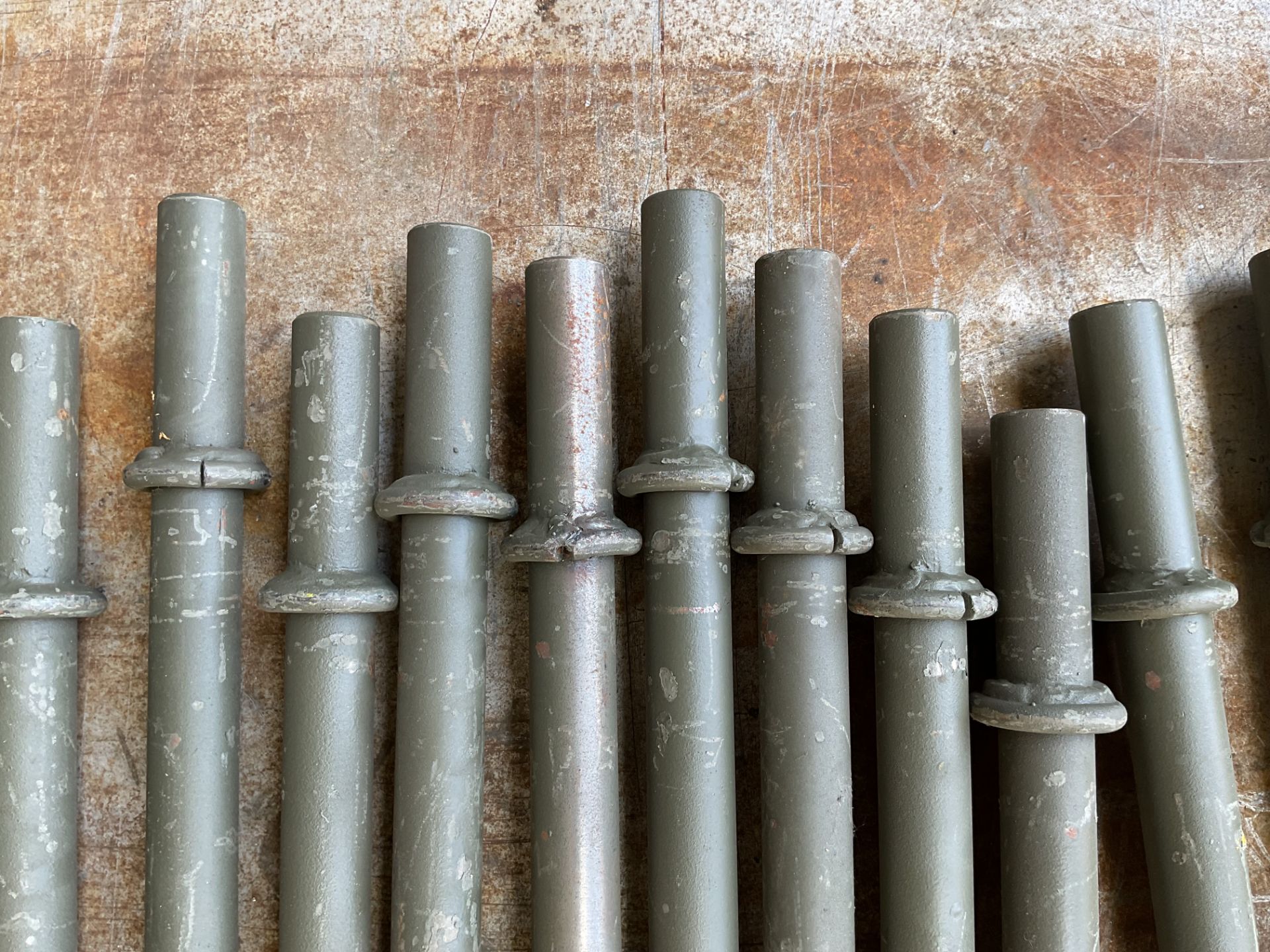 20x New Unissued Latest Type Ground Anchor Steel Pins 75cms Long, from MOD - Image 3 of 3