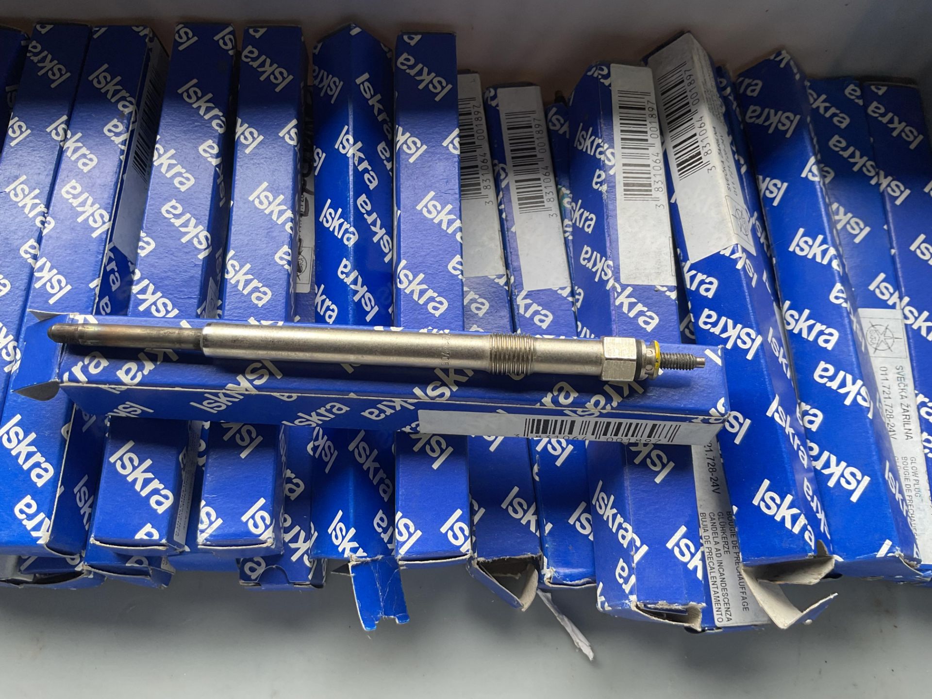 30 x Iskra glow plugs for Landrover Puma Engine.