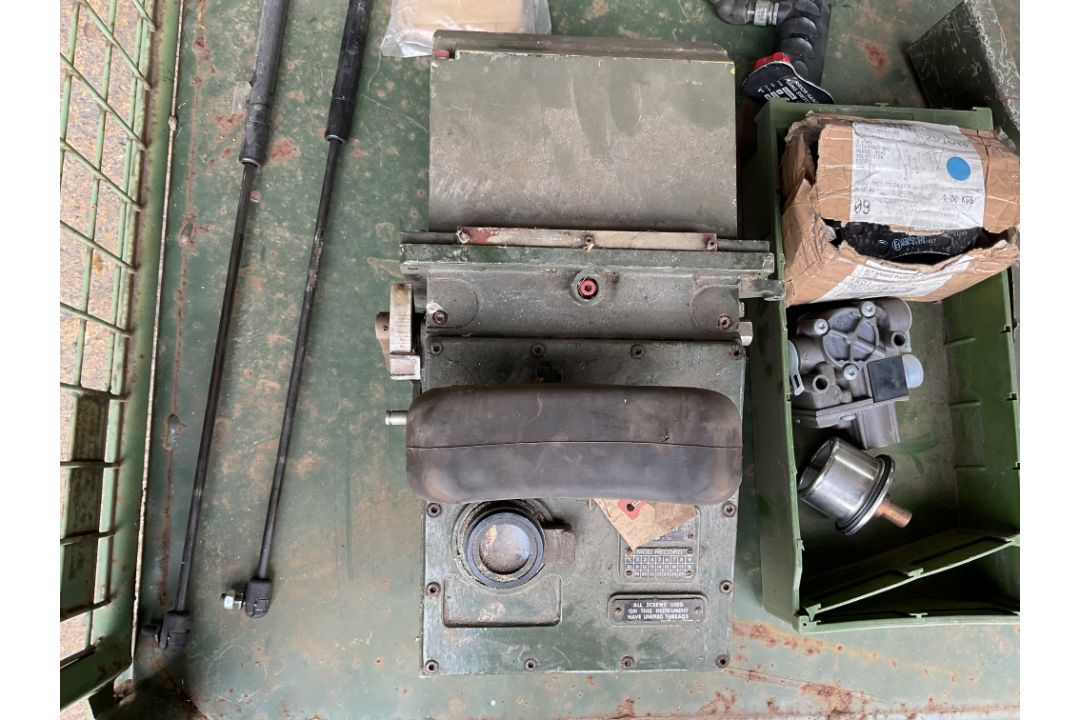 1x Stillage of CVRT / FV Spares - Image 7 of 9