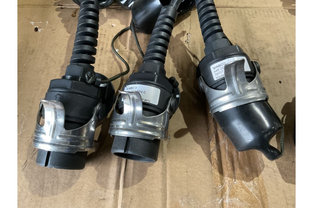 3x New Unissued WABCO Trailer Electric Coupling Leads, from MOD - Image 2 of 6