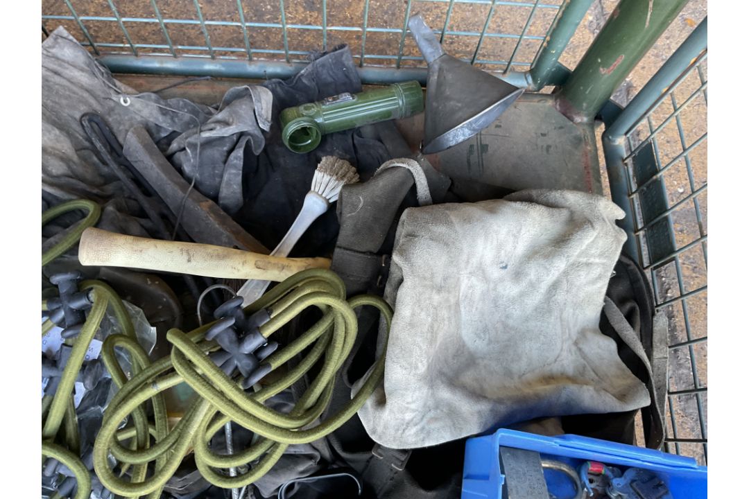 1x Stillage of Tools, Bungees, Locks etc - Image 7 of 8