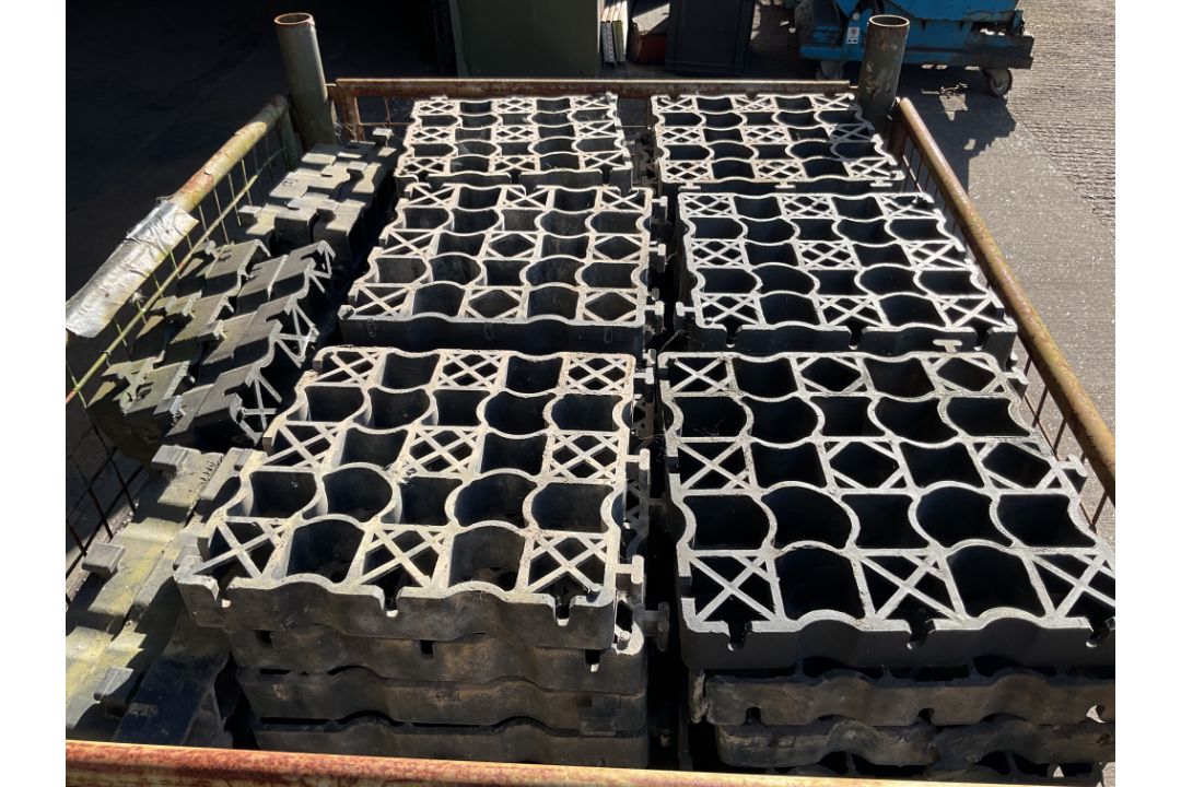 112x EcoGrid E50 Heavy Duty Ground Reinforcement Grid System panels 330mm x 330mm x 50mm from MOD - Image 3 of 4
