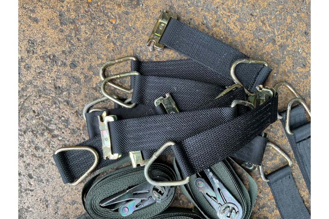 1x British Army Unissued Tie Down Ratchet Strap Kits, in Bag - Image 3 of 5