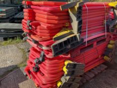1x Stack of 25x (6ft) Barrier Fencing with Feet