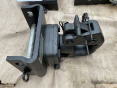 Land Rover Rotating Nato Hitch on Drop Plate, from MOD