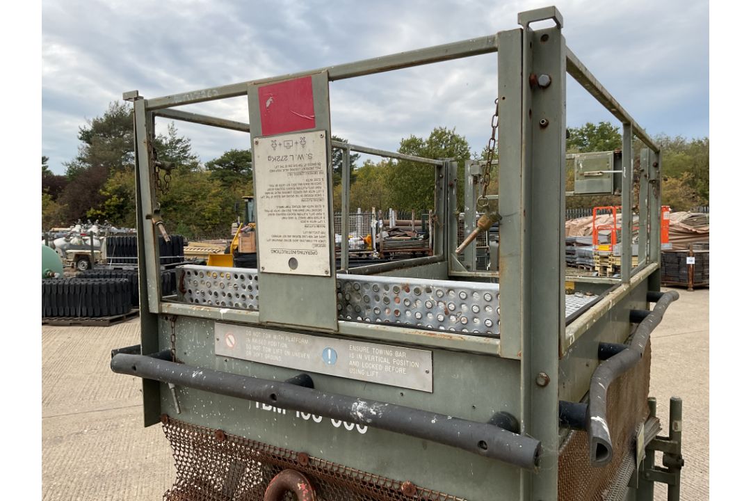 UK Lift Hydraulic Access Platform, from MOD - Image 9 of 19