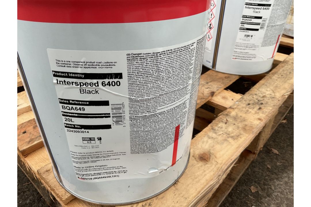 1x 20L Drum of Interspeed 6400 Black, from MOD Reserve Stock - Image 2 of 2
