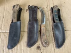 3X SURVIVAL KNIVES IN LEATHER SHEAVES FROM MOD