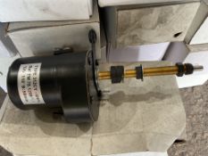 18x New Unissued Wiper Motors 12V, from MOD in Original Packing