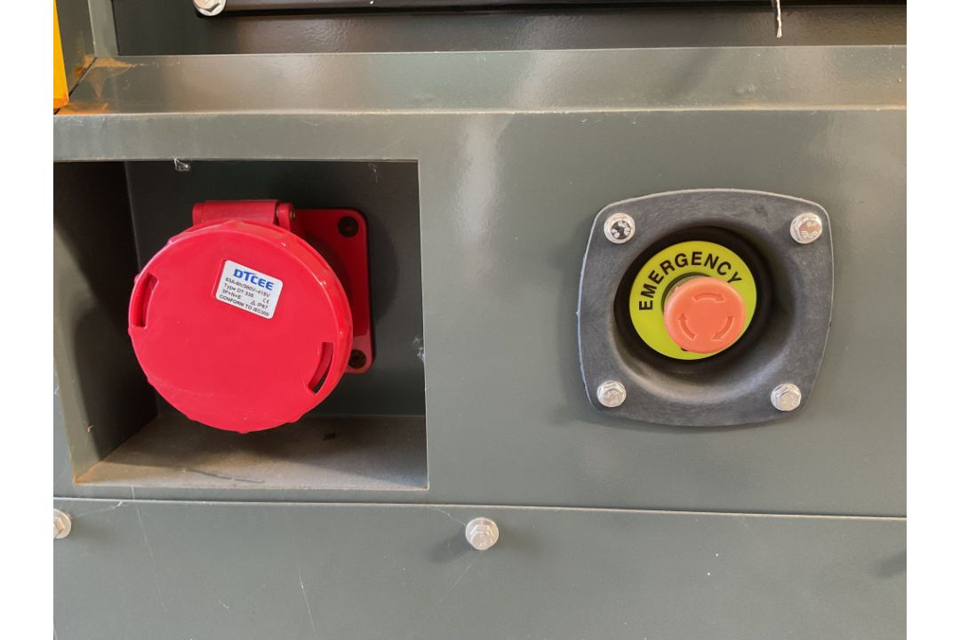 New Unissued 40 KVA Single - 3 Phase 230/400V Diesel Generator c/w Manuals etc - Image 14 of 18