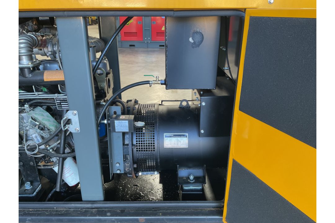 New Unissued 40 KVA Single - 3 Phase 230/400V Diesel Generator c/w Manuals etc - Image 5 of 18