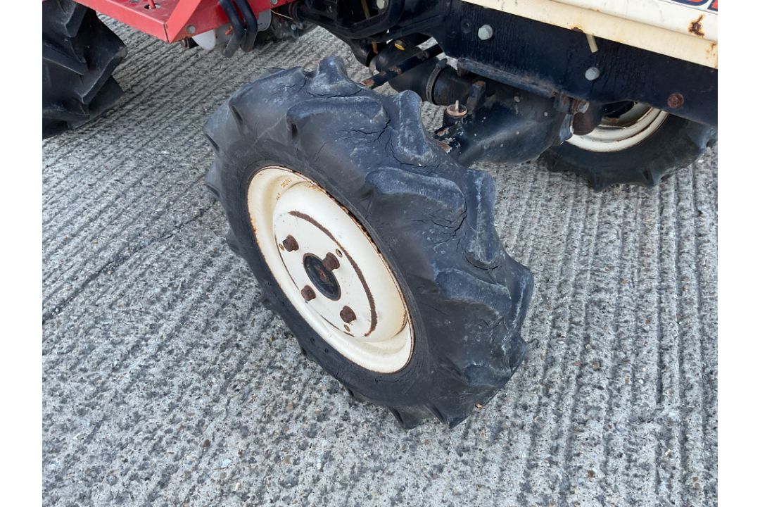 Yanmar F15D Diesel 4x4 Compact Tractor - Image 9 of 16