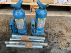 2x Weber 3T Hydraulic Jacks, from MOD