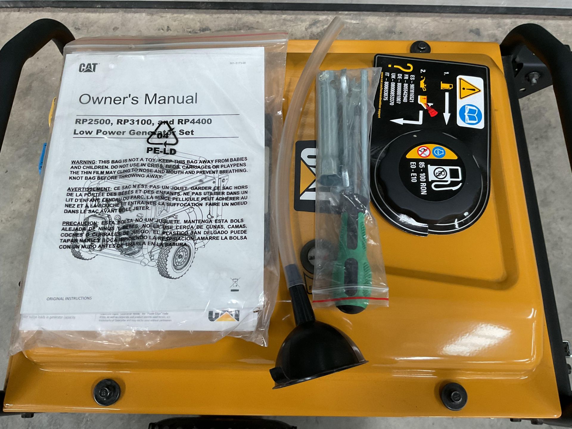 New & Unissued Caterpillar RP3100 Generator 3100 Watt 3.5KVA 240/110 V from Govt Dept - Image 8 of 10