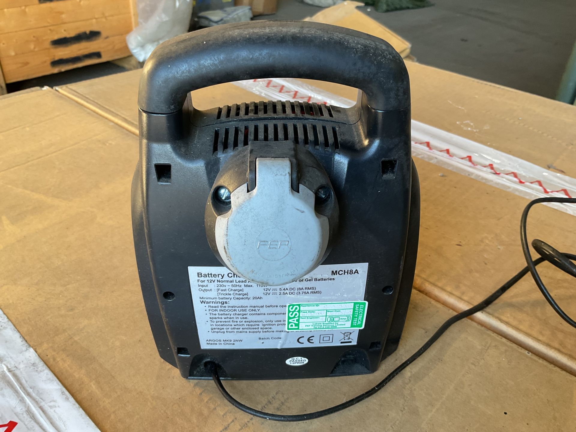 Challenge Model 12V Mains MCH8A Battery Charger for Leisure / Caravan, from MOD - Image 3 of 5