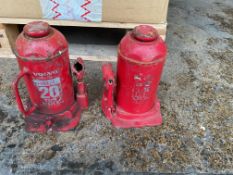 2x Volvo / Nike H200 20T Hydraulic Jacks, from MOD