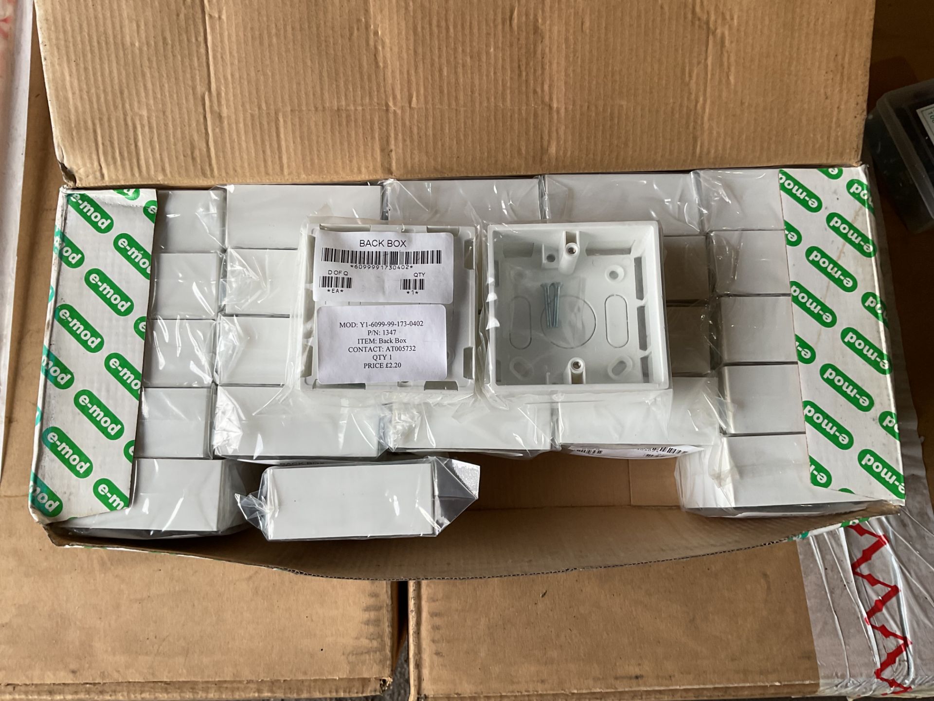1x Crate of New Unissued Electrical Boxes (100+) and Cable Clips (2,000) - Image 3 of 6