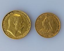 An Edwardian gold full sovereign, 1905 and a Victorian gold half sovereign, 1894 (2)