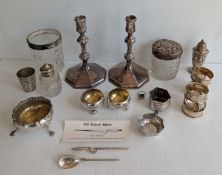 A pair of silver candlesticks with octagonal bases, unweighted, 15 cm H, hallmarked for Da-mar Silve