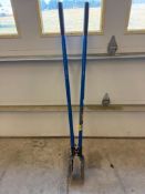 Kodiak Fiberglass 48-In Hole Digger