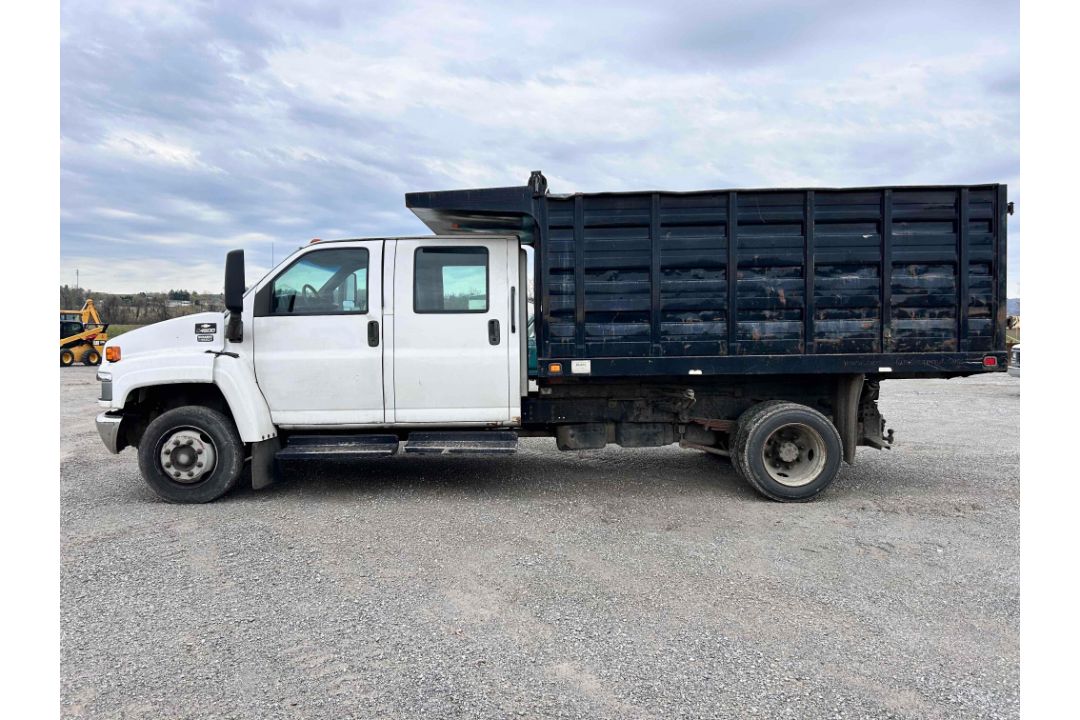 2006 Chevrolet C4500 Landscape Dump - Image 8 of 26