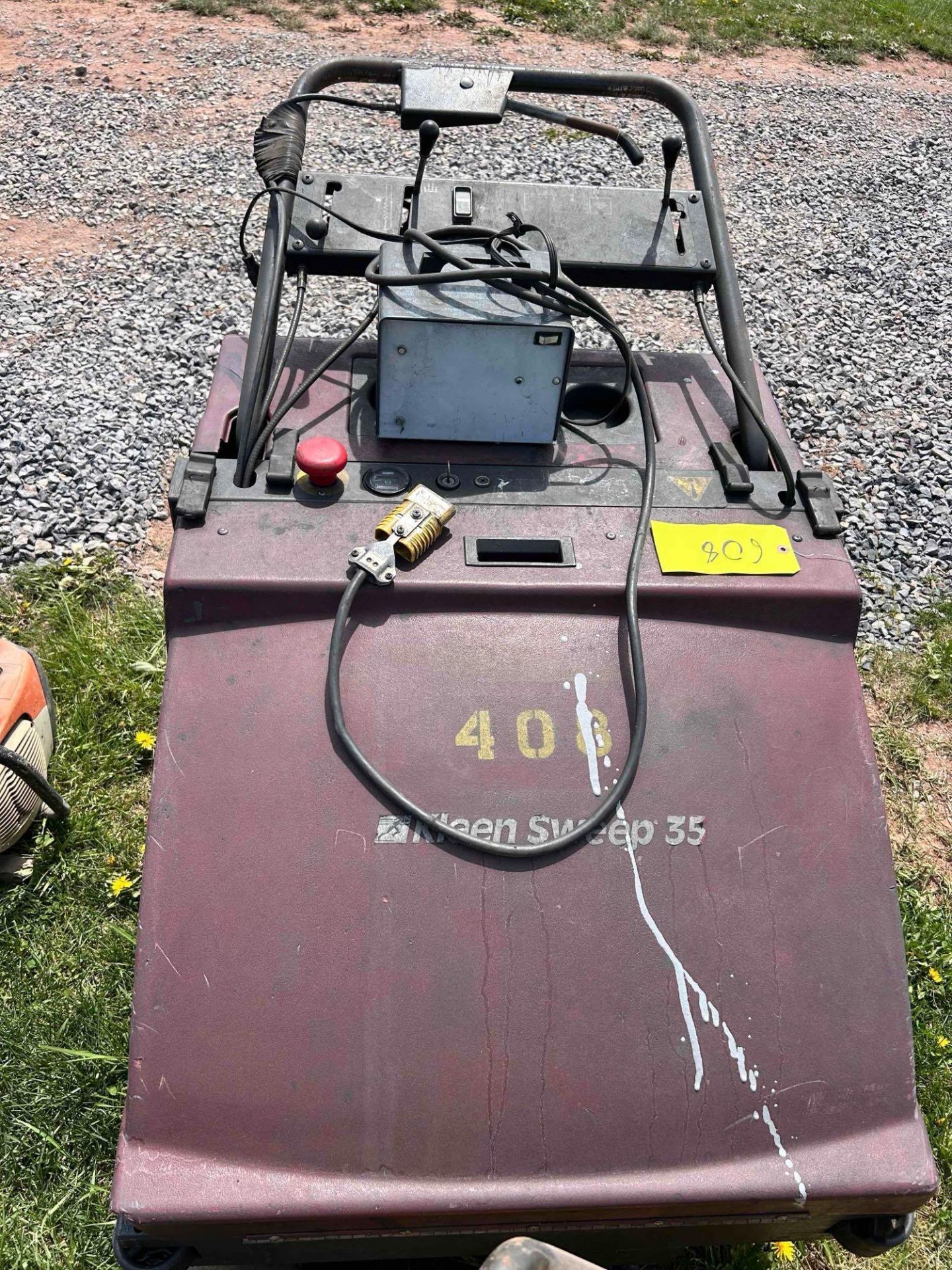 Kleen Sweep 35 Floor Sweeper - Image 3 of 6