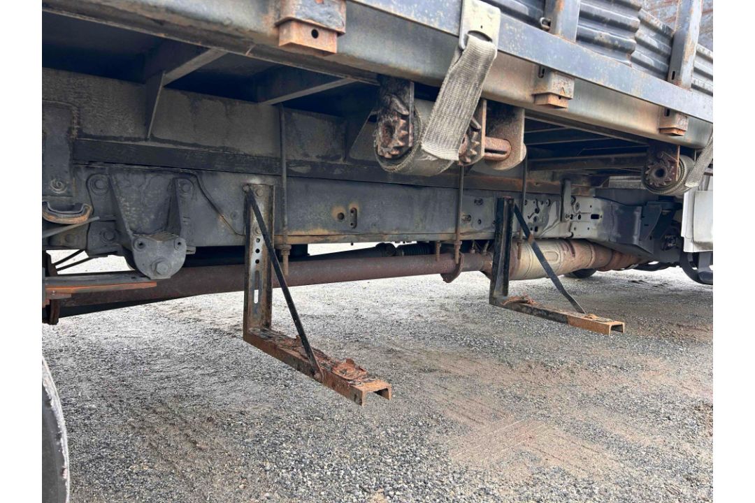 2017 Ford F550XL Stake Body - Image 12 of 21