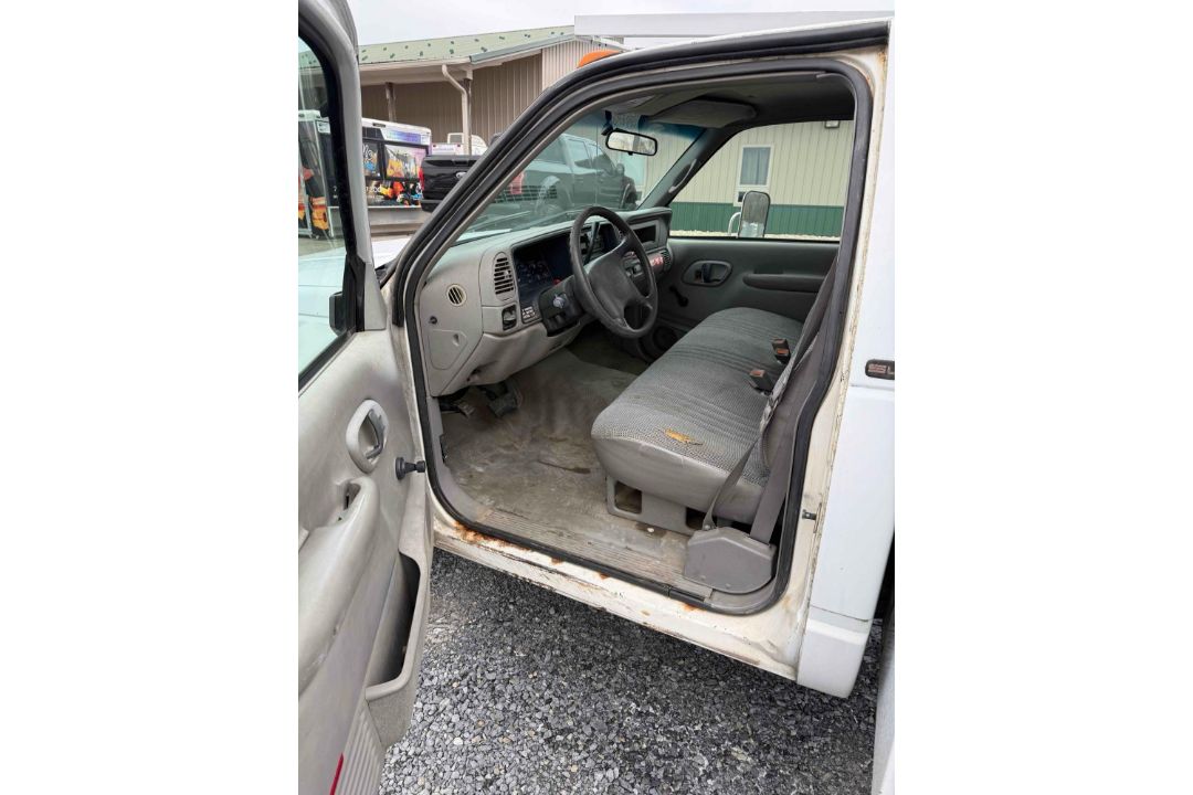 2000 GMC 3500 Bucket Truck - Image 12 of 26