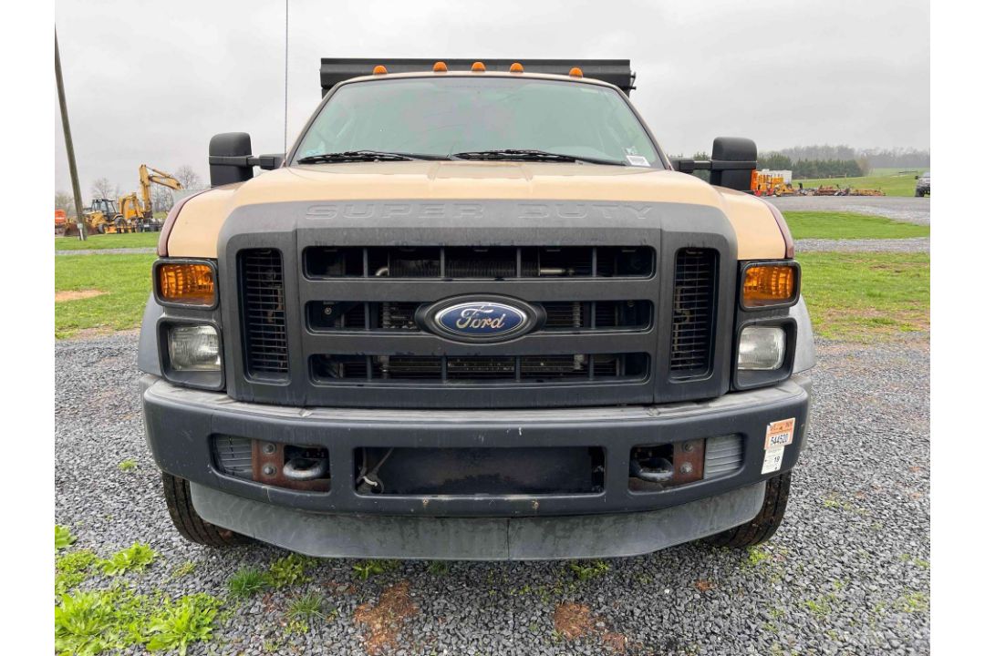 2010 Ford F-450 Superduty Landscape Dump - Image 3 of 21
