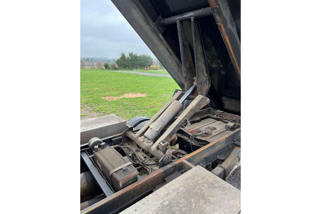 2010 Ford F-450 Superduty Landscape Dump - Image 14 of 21