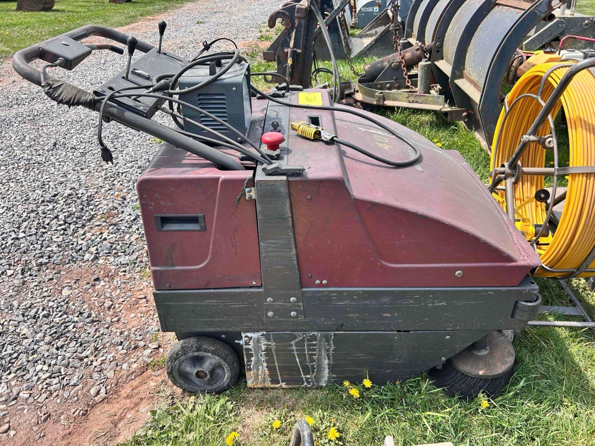 Kleen Sweep 35 Floor Sweeper - Image 2 of 6