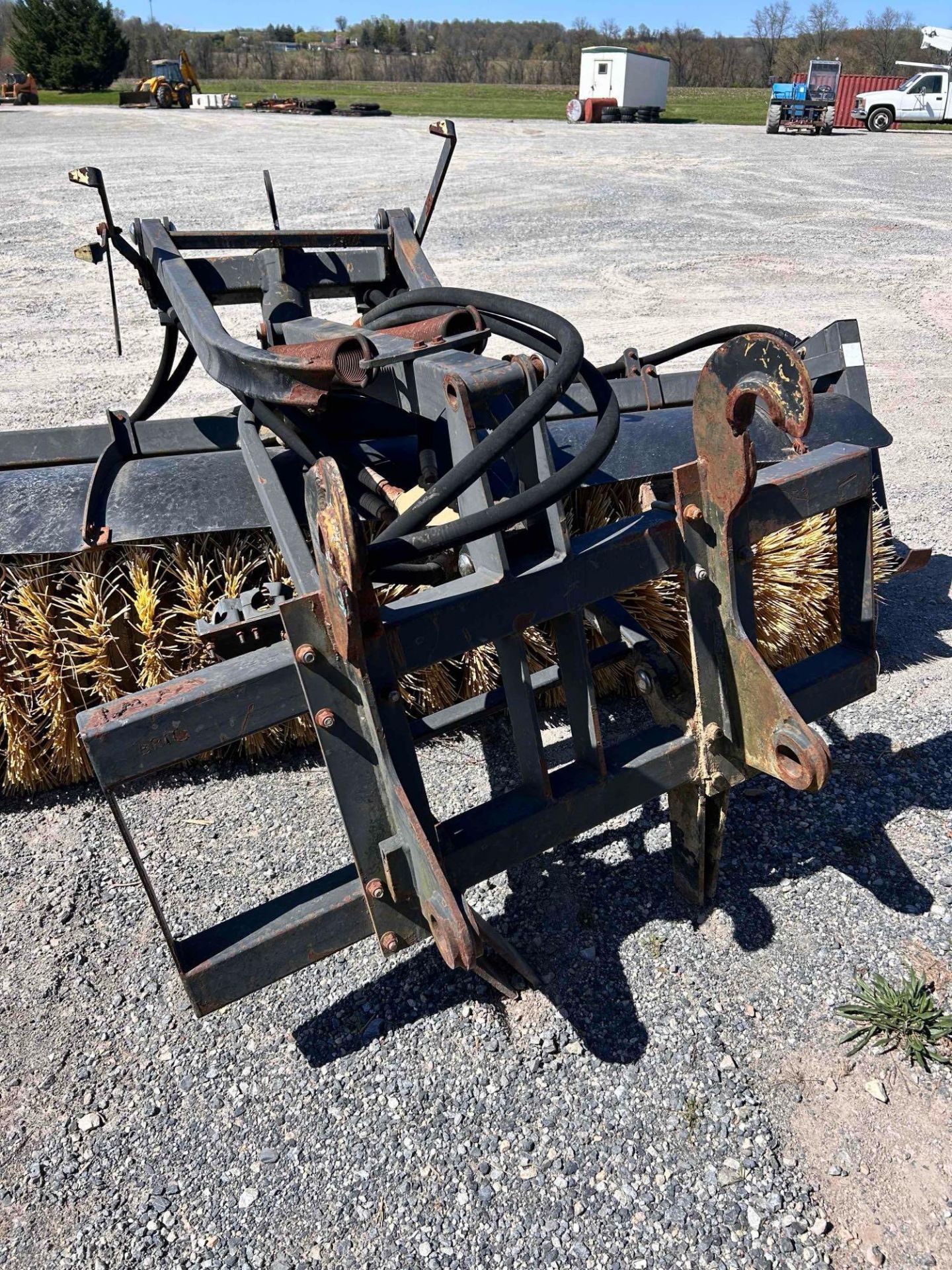 CAT BA25 Hydraulic Angle Broom - Image 5 of 5