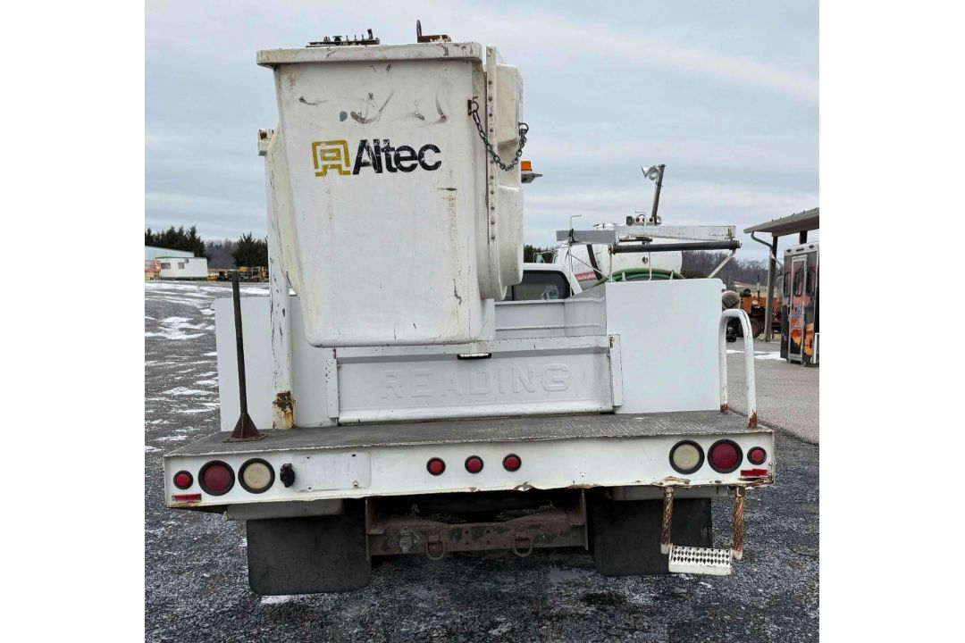 2000 GMC 3500 Bucket Truck - Image 7 of 26