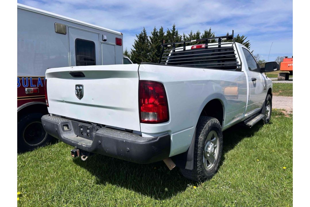 2015 Dodge Ram 2500 - Image 2 of 13
