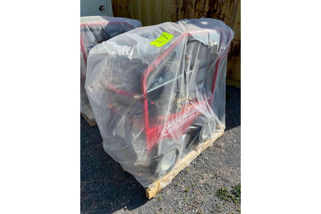 Magnum 4000 Series Hot Water Pressure Washer - Image 1 of 4