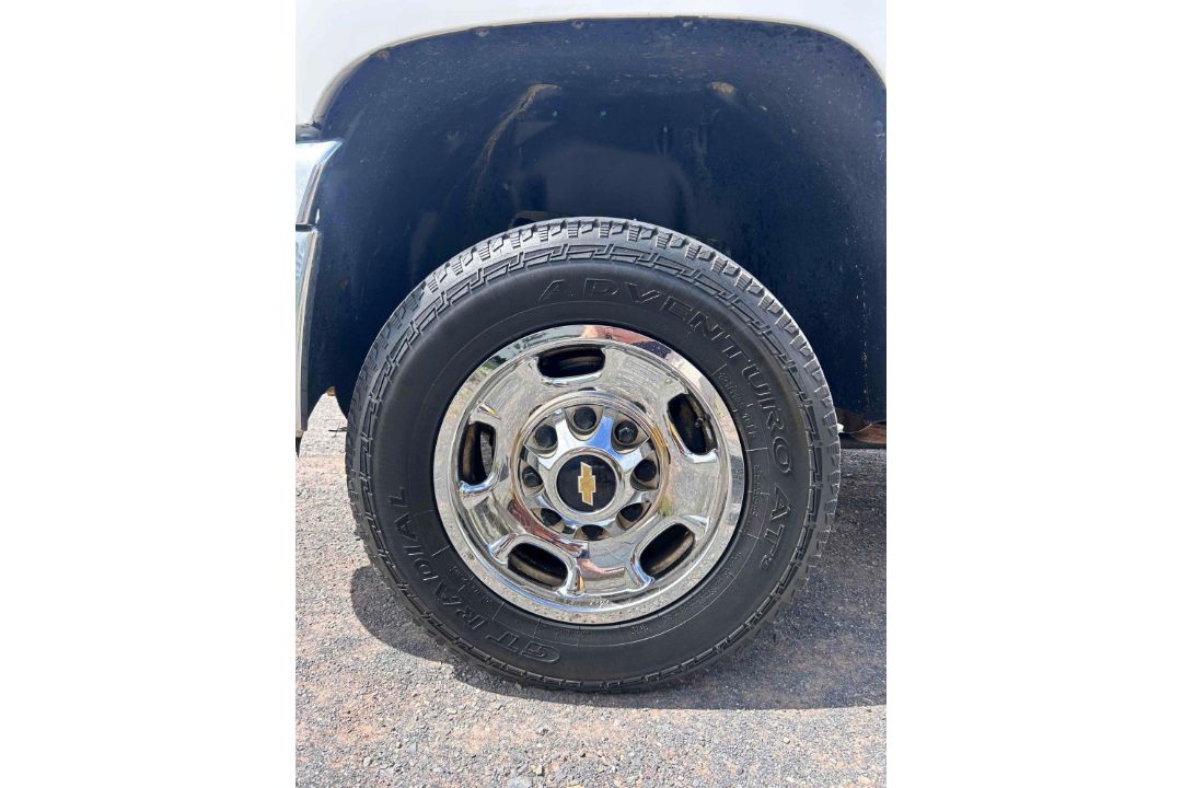 2014 Chevy 2500 HD Service Body - Image 12 of 19