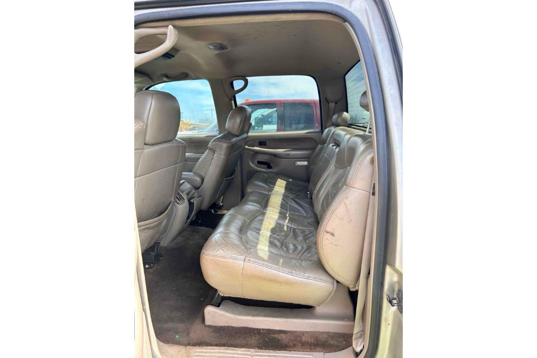 2002 Chevy 3500 Pickup - Image 12 of 18