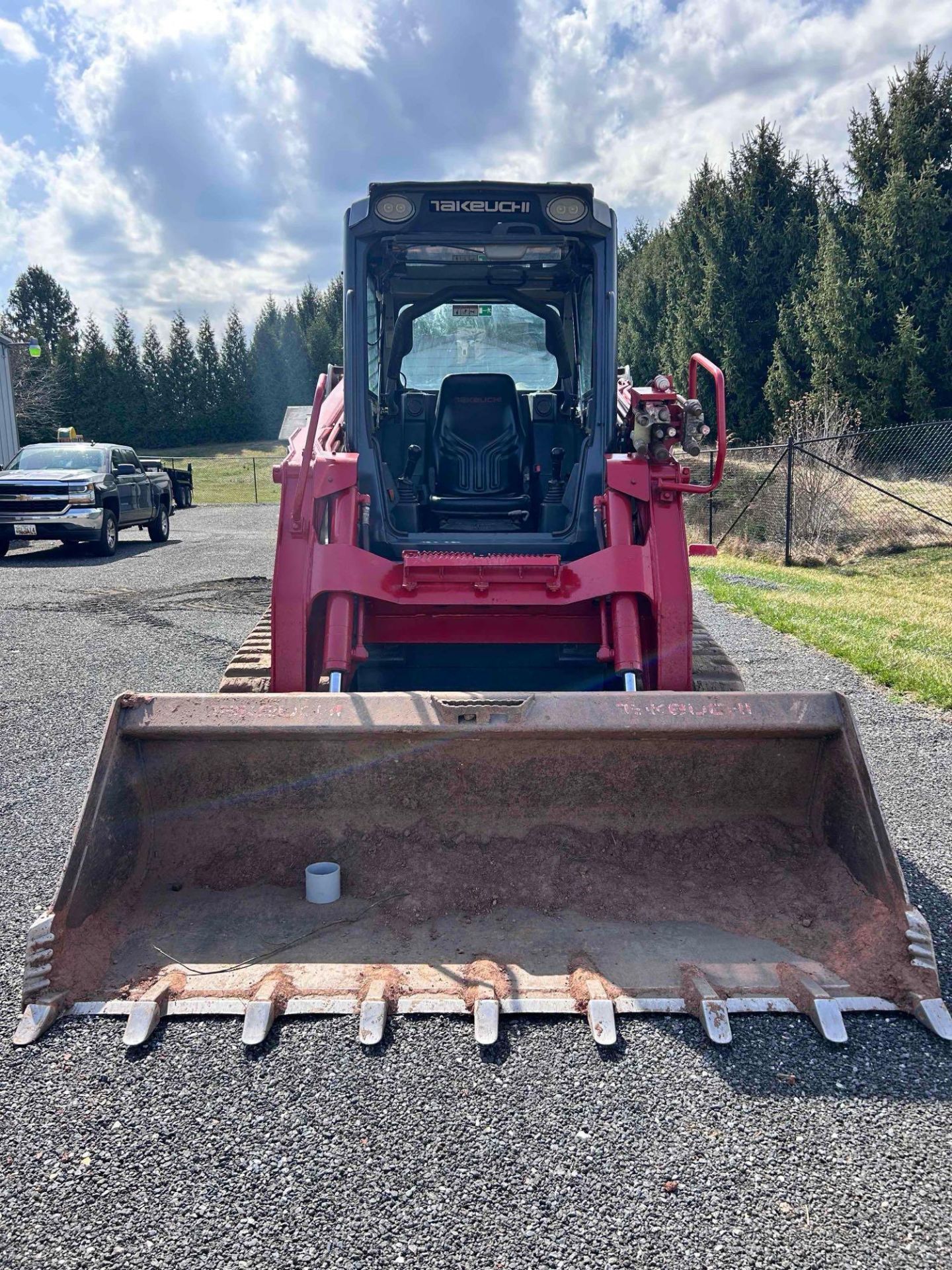 Takeuchi TL12R2 High Flow Skid Steer - Image 8 of 31