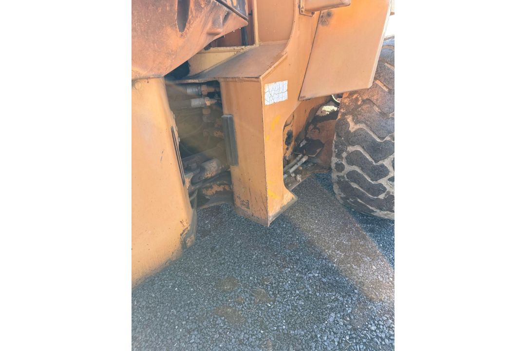 Case 821B - Image 24 of 33