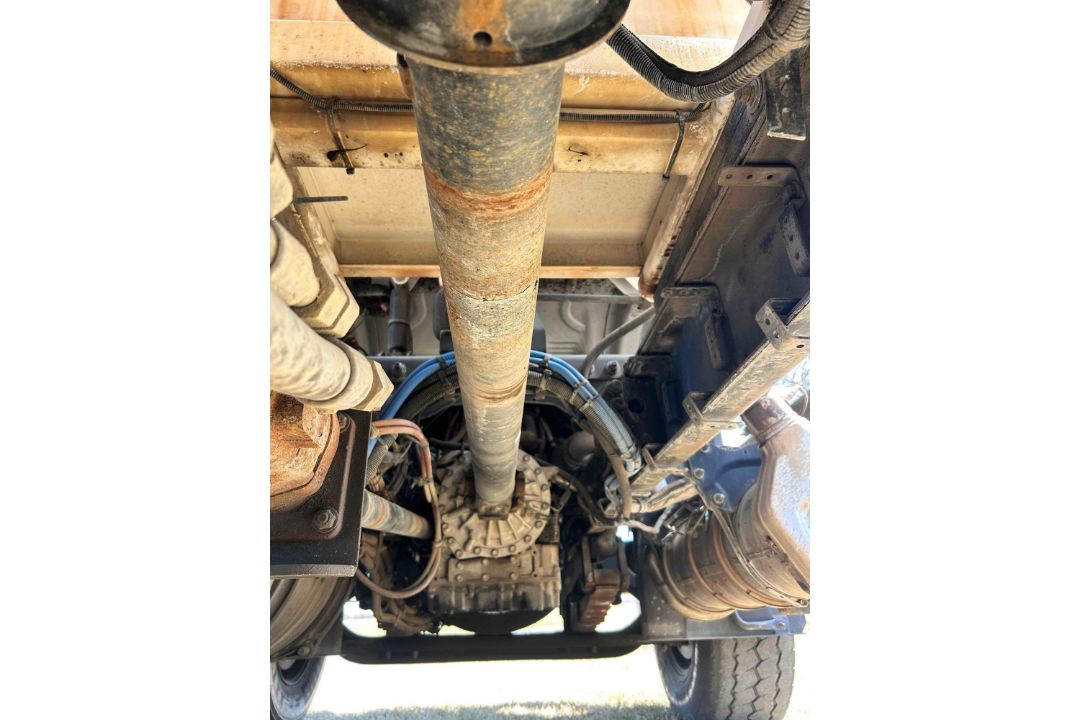 2018 FreightLiner 108SD All in one Cement Truck - Image 41 of 50