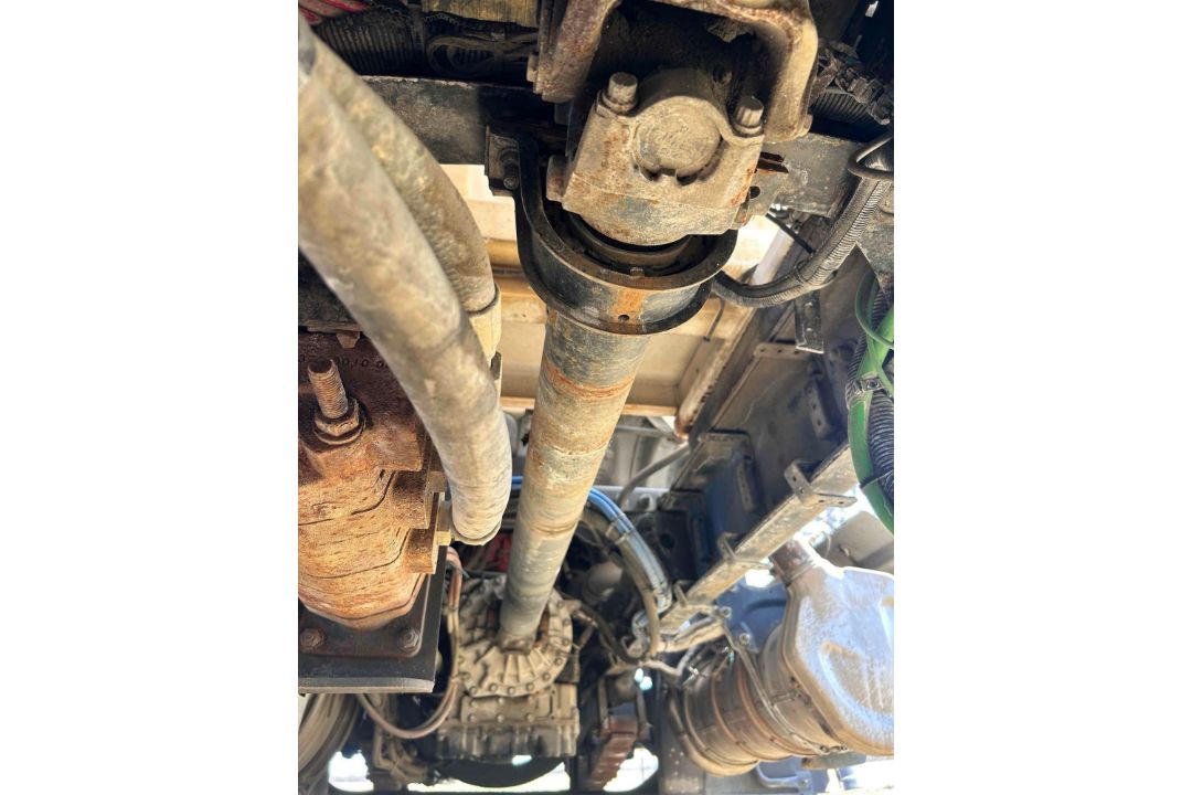 2018 FreightLiner 108SD All in one Cement Truck - Image 40 of 50